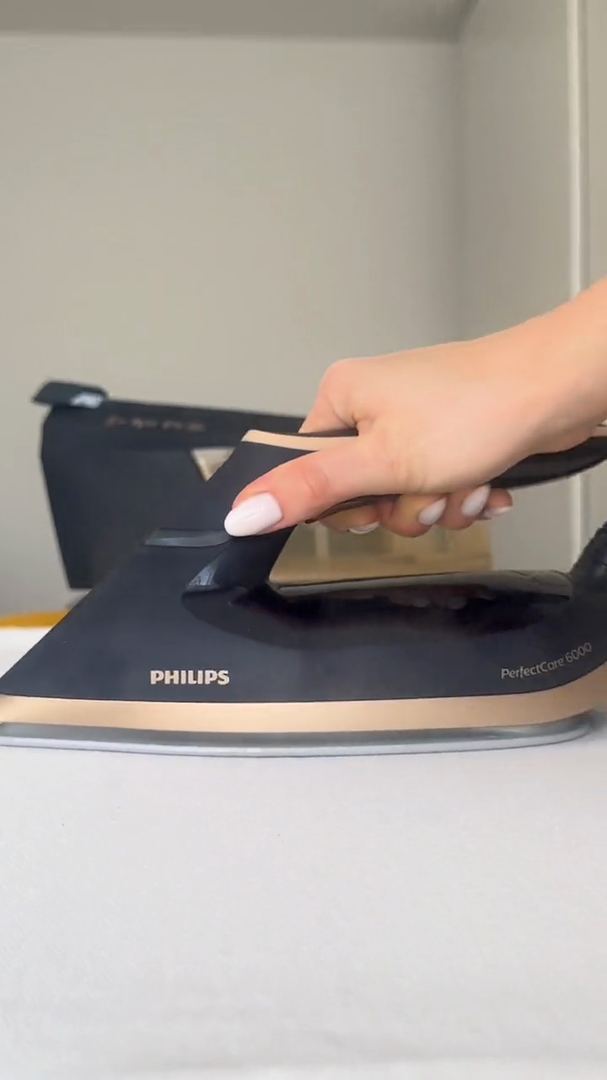 Philips PerfectCare 6000